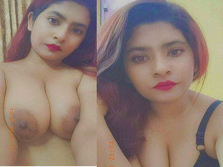 Desi Girl Shows Nude Body