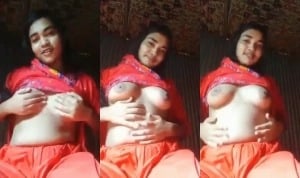 Cute Desi Girl Shows Boobs