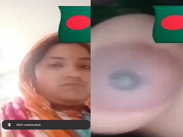 Bangladeshi boudi video call sex showing nude body